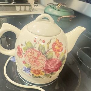 Floral Ceramic Teapot Electric Kettle - Cream with Pink Floral